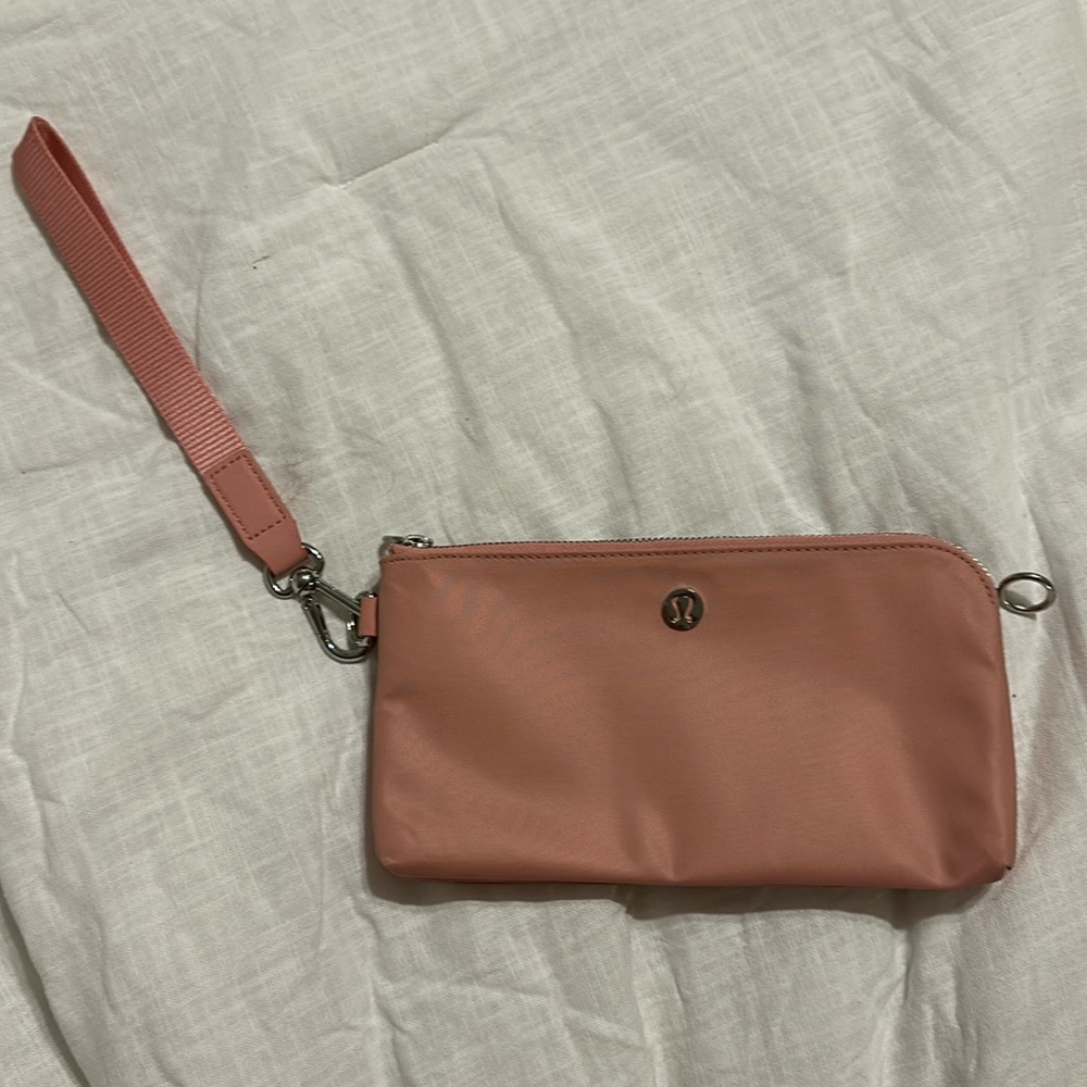 Lululemon Now and Always Pouch